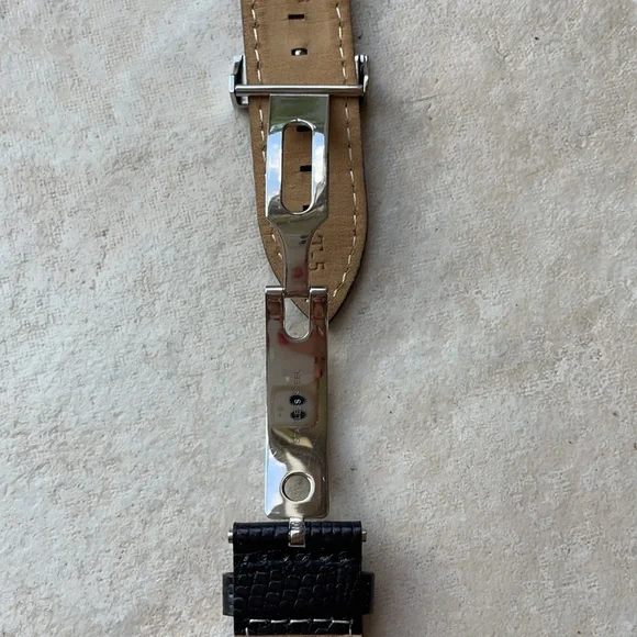 Watch band for Gucci 22mm black leather band